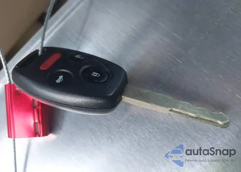 2006 Honda Accord 3.0 Ex from USA, damaged, VIN 1HGCM66556A049898